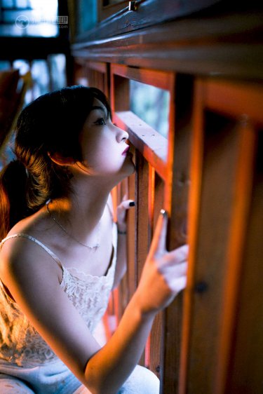 红十字:女人们的入伍通知单